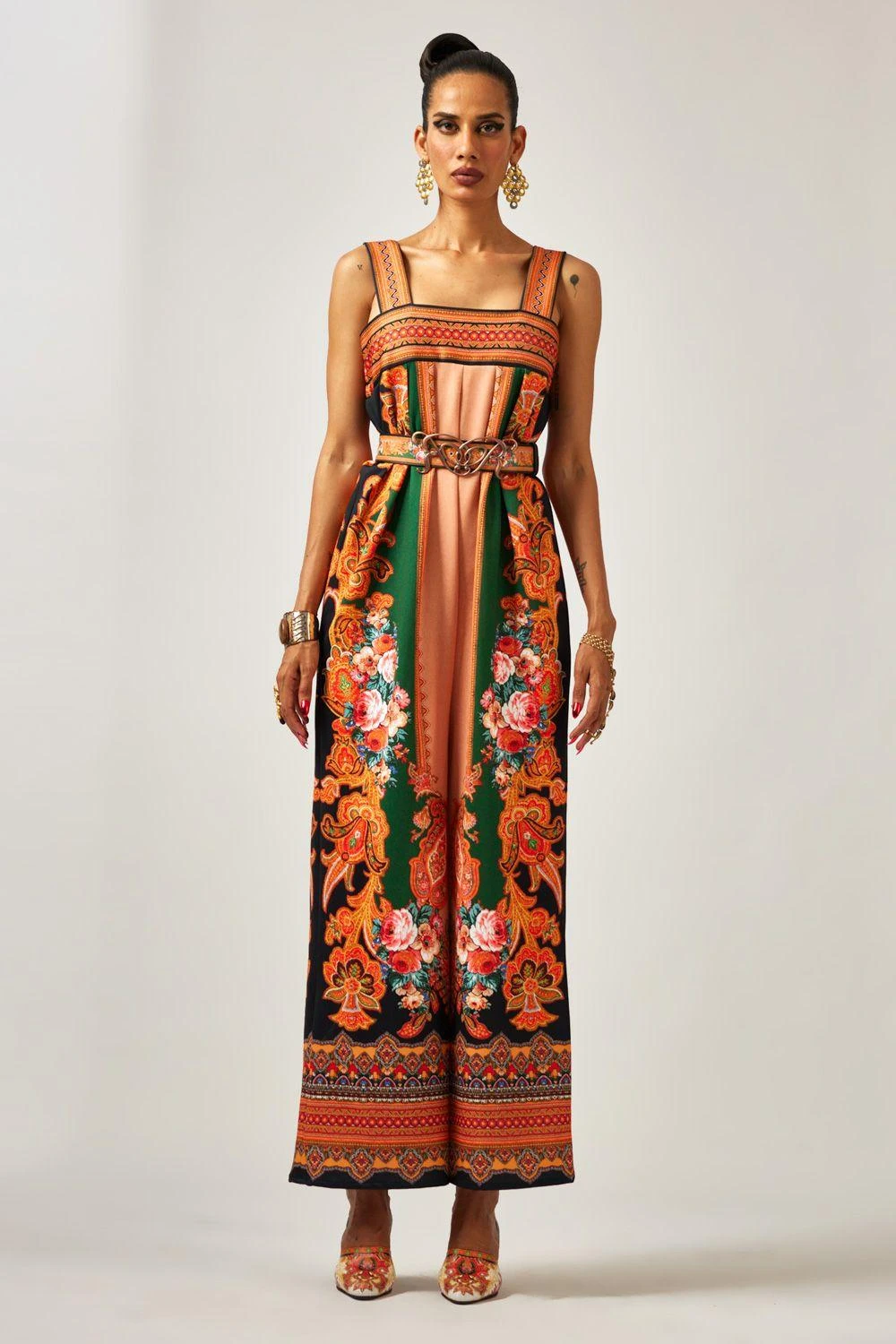 Rajdeep Ranawat Rambha Beige & Orange Floral Printed Jumpsuit 3 Rajdeep Ranawat Rambha Beige & Orange Floral Printed Jumpsuit