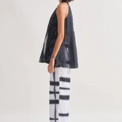 Amrich Black Aku Handwoven Top -Outlet Loometta Store 0404amr18 3