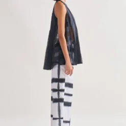 Amrich Black Aku Handwoven Top -Outlet Loometta Store 0404amr18 4