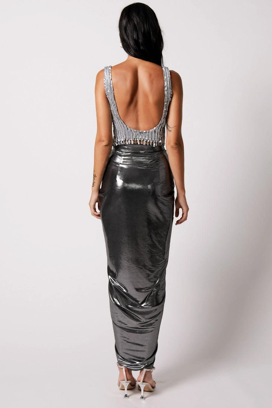 431-88 By Shweta Kapur Charcoal Liquid Nora Skirt 5 431-88 By Shweta Kapur Charcoal Liquid Nora Skirt - Image 3