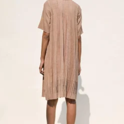 Urvashi Kaur Nude Micro Pleated Tunic Set 9 Urvashi Kaur Nude Micro Pleated Tunic Set -Outlet Loometta Store 171123uk69 4