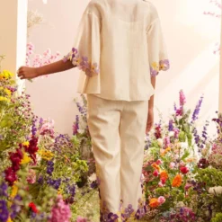 Chandrima Ivory Floral Applique Shirt 9 Chandrima Ivory Floral Applique Shirt -Outlet Loometta Store 20032023ca51 4