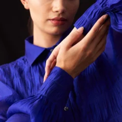 Amrich Missy Blue Hand Embellished Button Down Shirt 9 Amrich Missy Blue Hand Embellished Button Down Shirt -Outlet Loometta Store 231023ah01 4