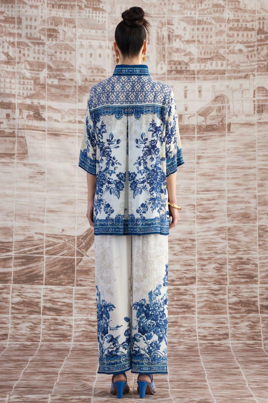 Rajdeep Ranawat Blue Maizah Floral Top 8 Rajdeep Ranawat Blue Maizah Floral Top - Image 7