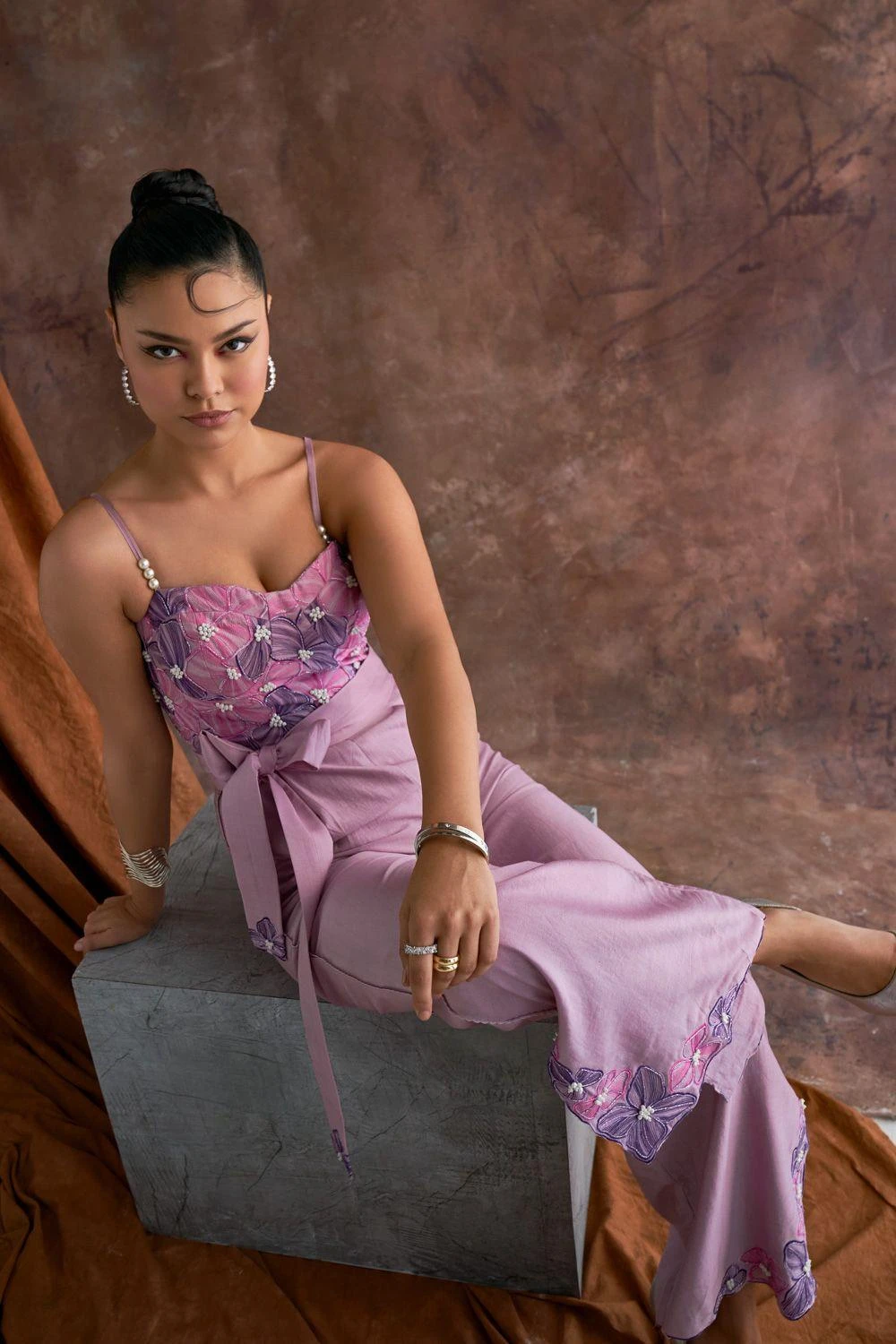 Sakshi Khetterpal Roseate Chanderi Corset Jumpsuit 6 Sakshi Khetterpal Roseate Chanderi Corset Jumpsuit - Image 4