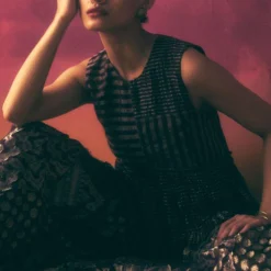 Urvashi Kaur Wine Micro Pleated Peplum Top -Outlet Loometta Store 8823uk4 3