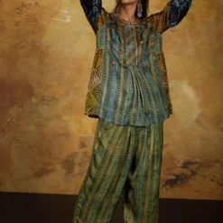 Sunira Designs Mirch Masala Smocked Green Pants -Outlet Loometta Store aw2118a 3