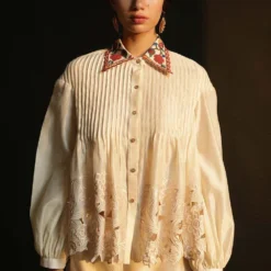 Chandrima Ivory Shirt With Embroidered Collar -Outlet Loometta Store css21t28 3