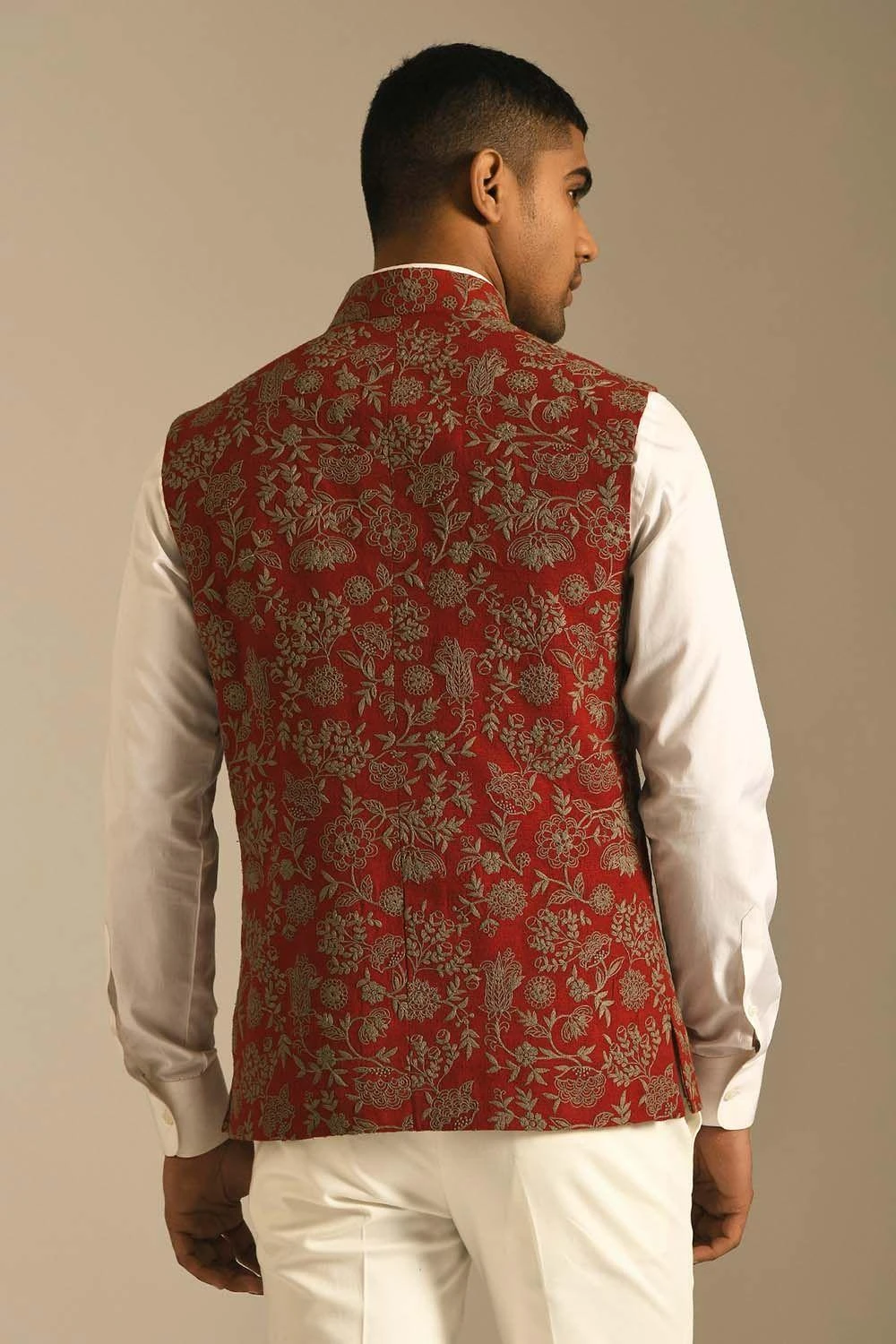 Dhruv Vaish Embroidered Jawahar Jacket 6 Dhruv Vaish Embroidered Jawahar Jacket - Image 4