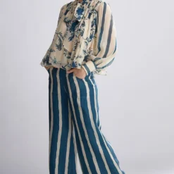 KoAi Cream Floral Printed Shirt With Bow -Outlet Loometta Store kofw20070 3