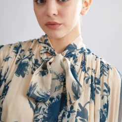 KoAi Cream Floral Printed Shirt With Bow -Outlet Loometta Store kofw20070 5