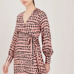 KoAi Abstract Printed Wrap Maxi Dress -Outlet Loometta Store koss21050 2