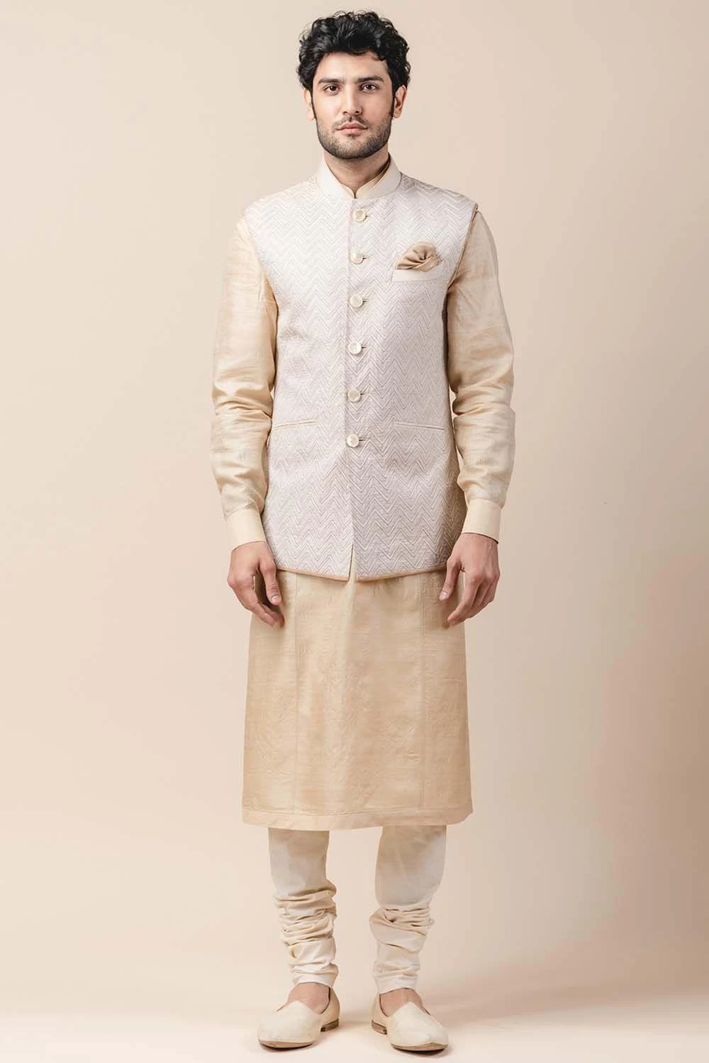 Tarun Tahiliani Men Ivory Applique Bundi Jacket 3 Tarun Tahiliani Men Ivory Applique Bundi Jacket