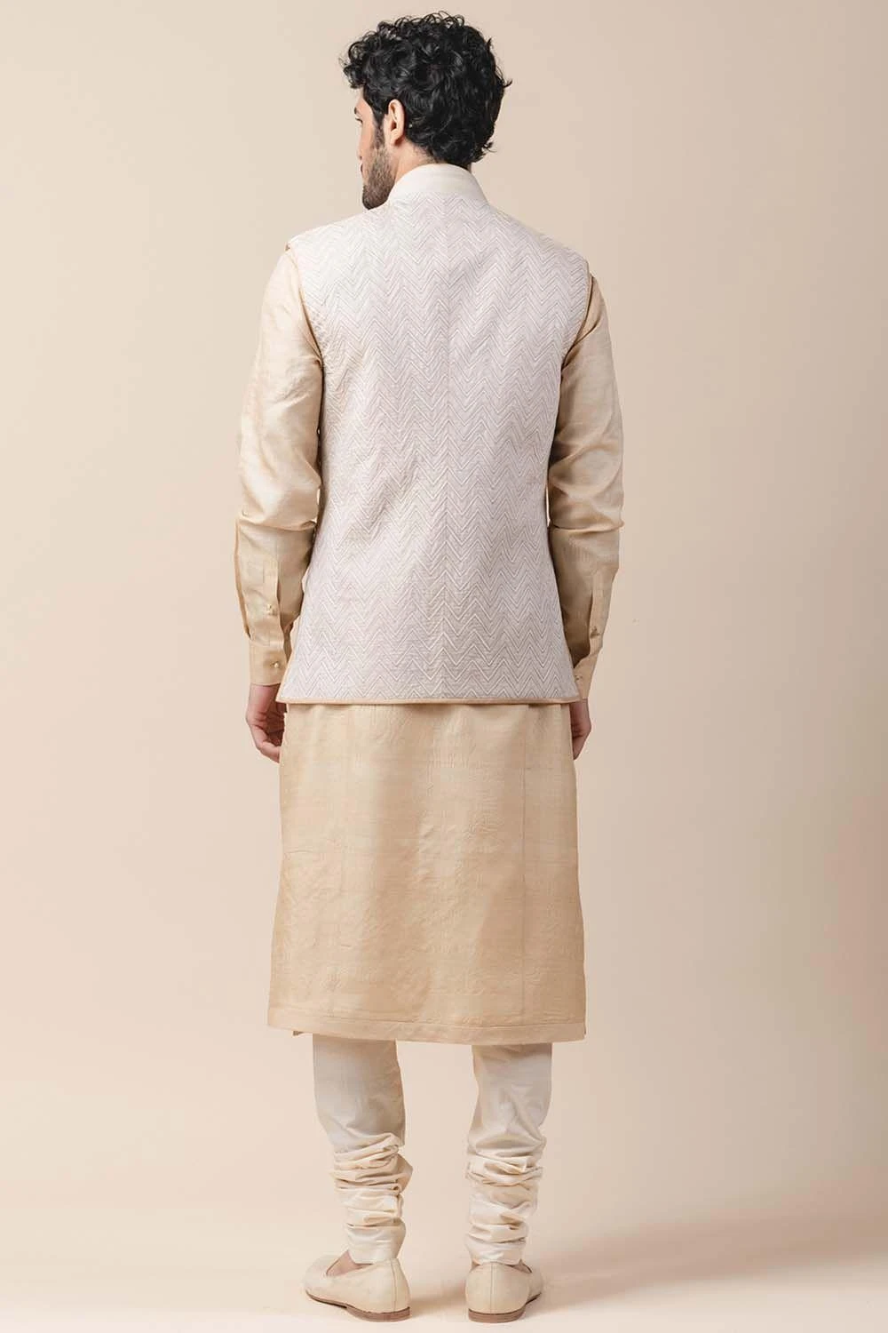 Tarun Tahiliani Men Ivory Applique Bundi Jacket 6 Tarun Tahiliani Men Ivory Applique Bundi Jacket - Image 4